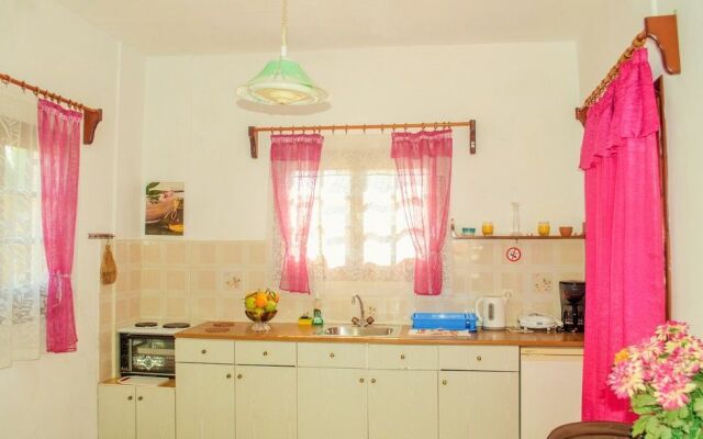 Yanna's Apartments