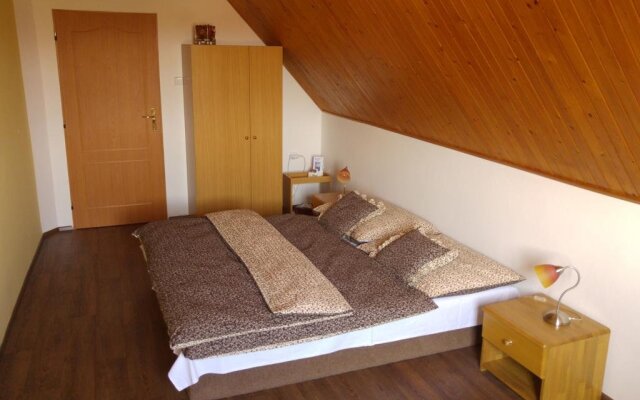 B&B Nika