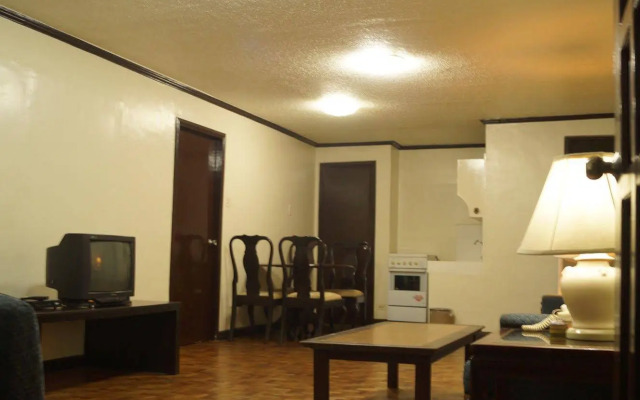 El Rico Suites