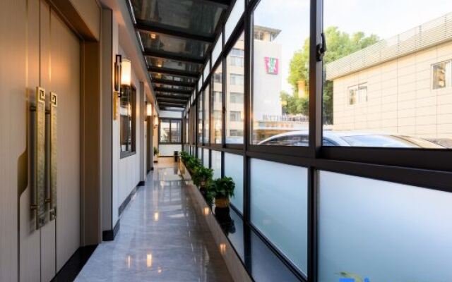 Xianggang Hudie Hotel