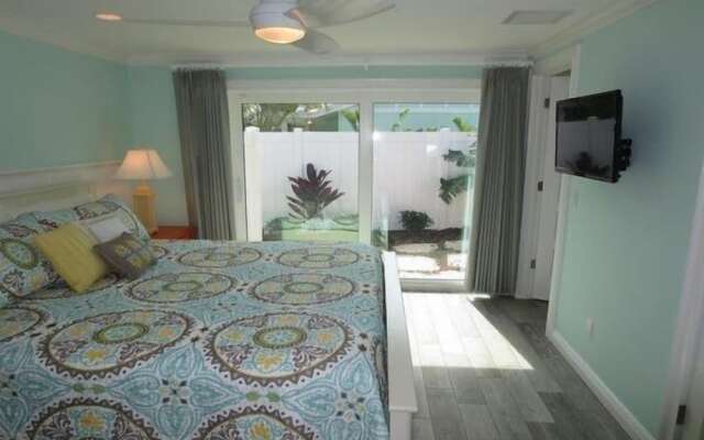 Lizzie Lu's Island Retreat