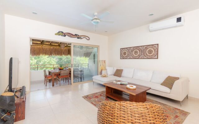 Secret Garden Oasis 3BR Penthouse