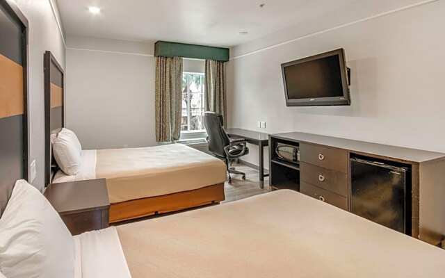 Motel 6-Houston, TX - Spring