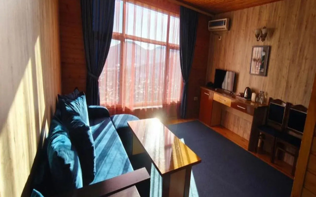 Kungut Hotel & Resort