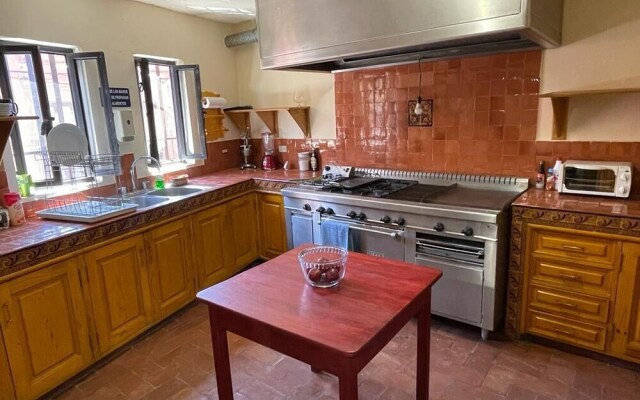 Hotel Antigua Casa de Piedra