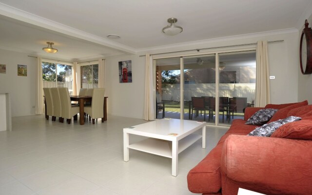 Government Rd 77 - Shoal Bay