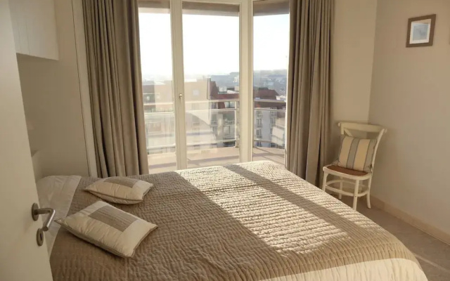 Apartment in Nieuwpoort With sea View