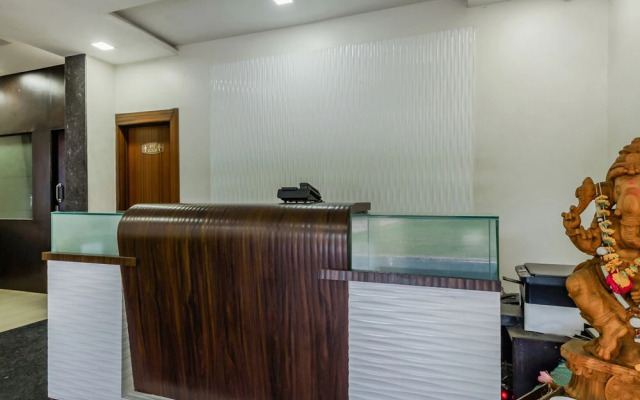 OYO 22349 Hotel Rainbow Inn