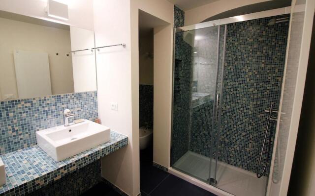 1200 Torre Donati Apartments by Mmega