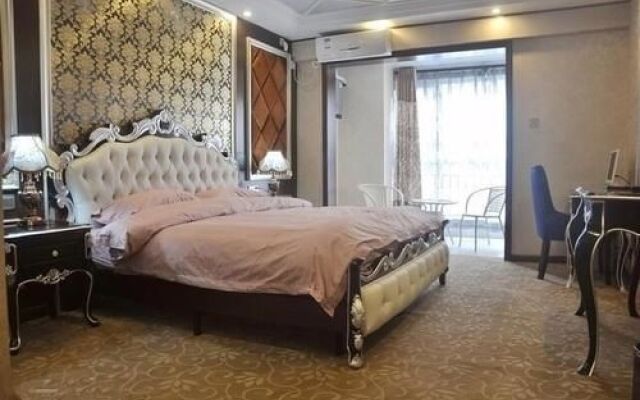 Luoyang Fengtaihaodi Theme Hotel
