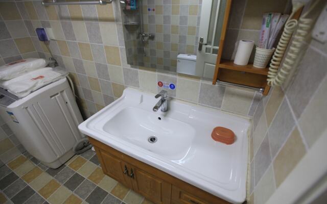 Xiaopang's Home Apartment