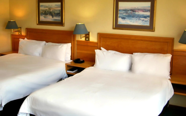 Safari Hotel & Convention Centre