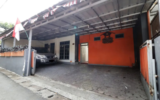 Rumah Kakak Guesthouse - Hostel