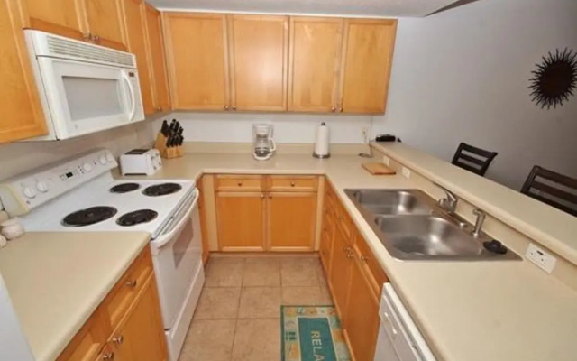 Oceanwalk 1-203 Apartment 2