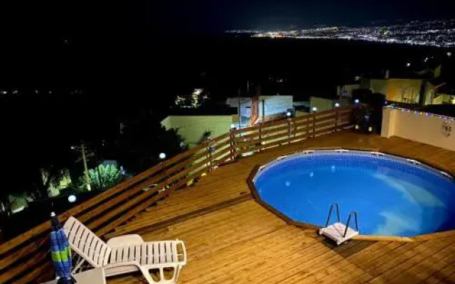 Cozy studio with pool in Rodia village