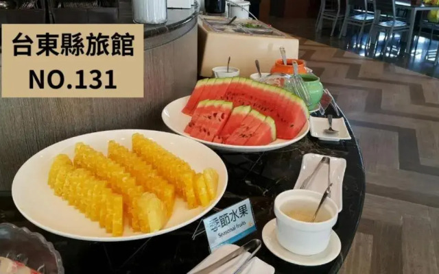 Kai Shen Starlight Hotel