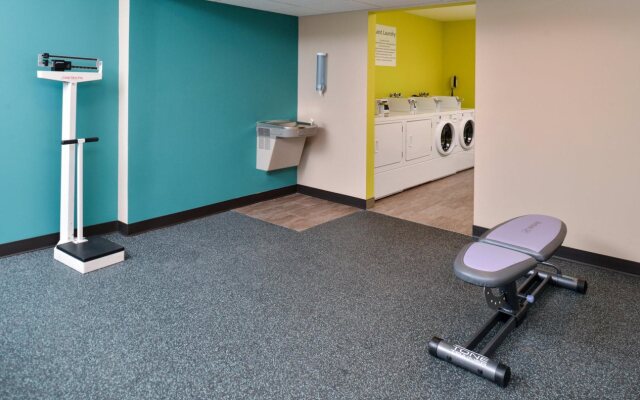 Red Roof Inn PLUS+ & Suites Tampa