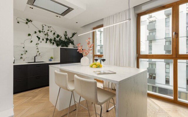 Kasprzaka 31A by Renters Prestige