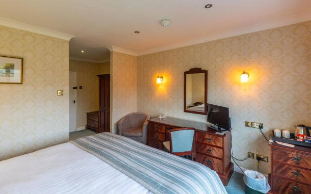 The Izaak Walton Hotel