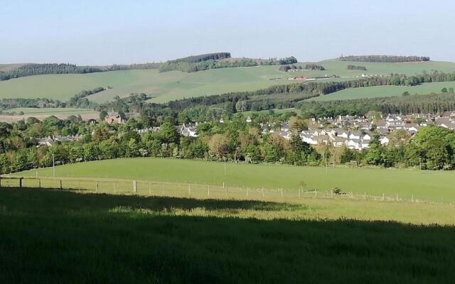 Bright flat in Lauder Centre