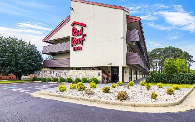 Red Roof Inn Hampton Coliseum & Convention Center