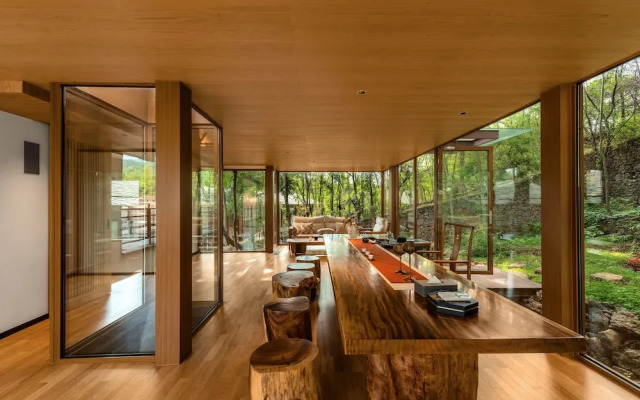 Yaojia Waterfall Village Resort