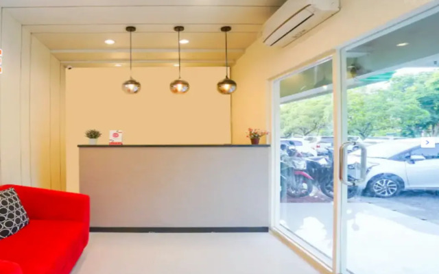 Hotel O Rungkut Near Its Surabaya Formerly Ace Business Hotel