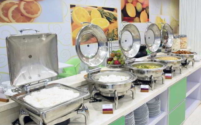 d'primahotel Balikpapan (formerly Favehotel Balikpapan)