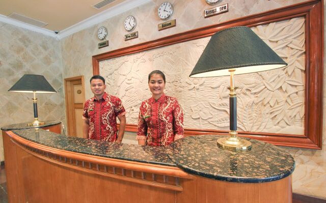 Harmoni Suites Hotel