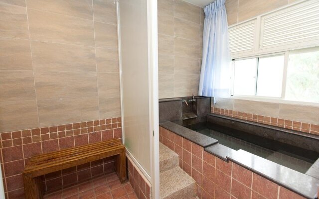 Cyuan Tang Hot Spring Hotel