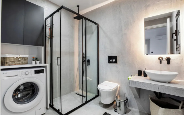 Sway - Chic 1-BR Apt & Balcony in Athens