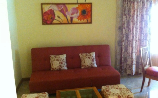Cancun International Suites