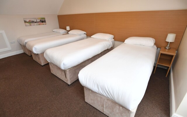 Rooms at the Royal