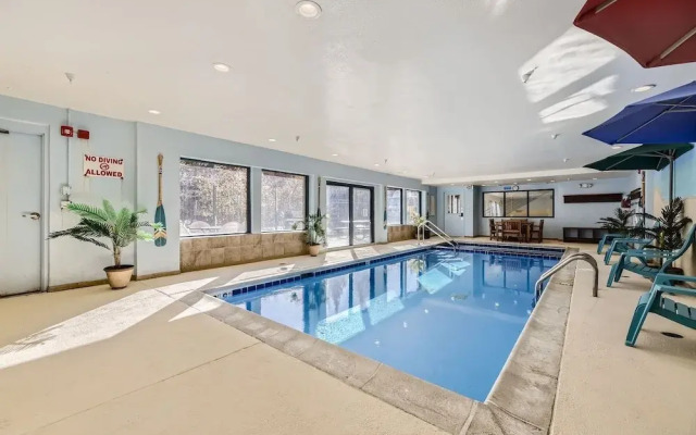 5023 Gateway 2 Bedroom Condo