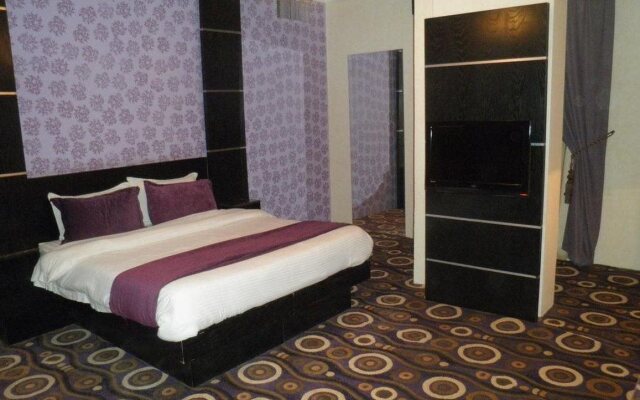 Al Muhaideb Olaya Hotel