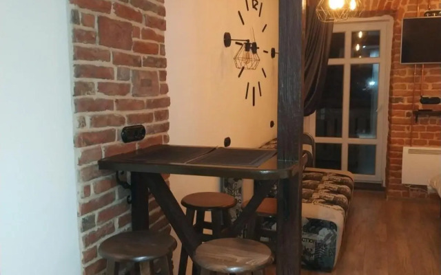 Loft апартаменти з балконом в центрі Львова