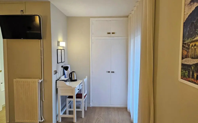 Hotel Pere D'Urg 3000