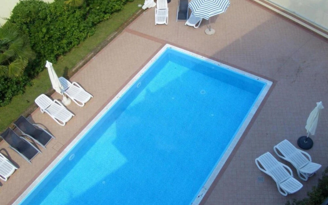 Peschiera 200m From Lake With Pool