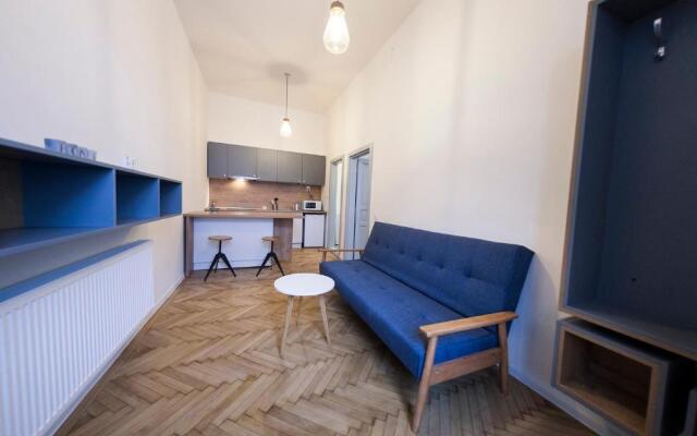 Central Luxury 4A