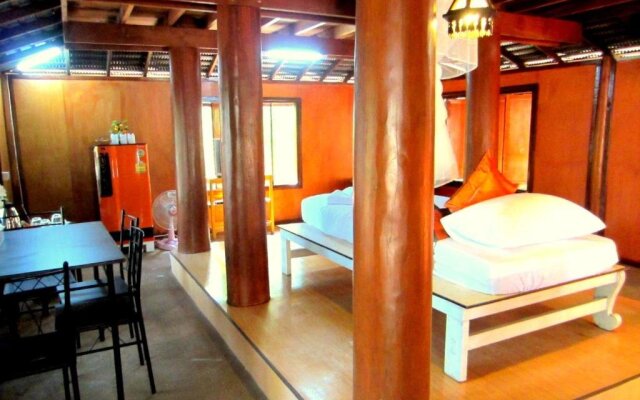 Baan Saktong Homestay