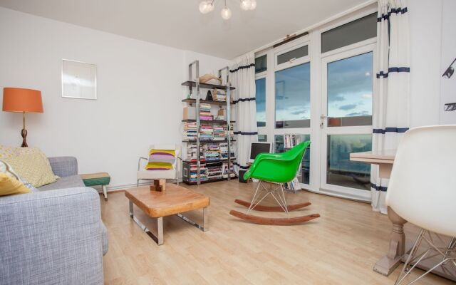 2 Bed Apartment in Bermondsey with Amazing Views