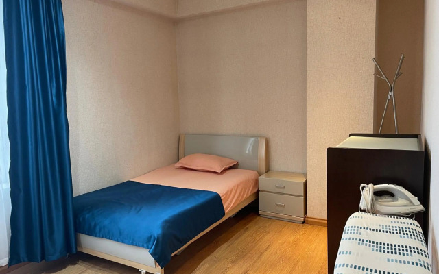 Lovely 2 BR unit with city view