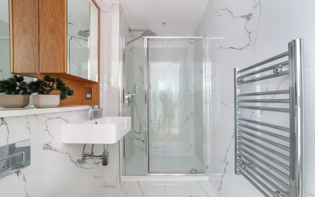 The Ealing Luxury Flat