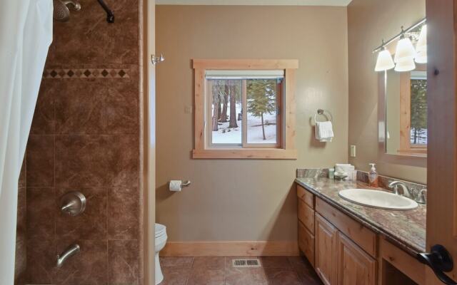 Skislope Sanctuary Close to Outdoor Activities