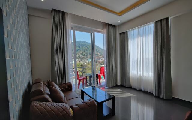 Aliza Inn and Suites