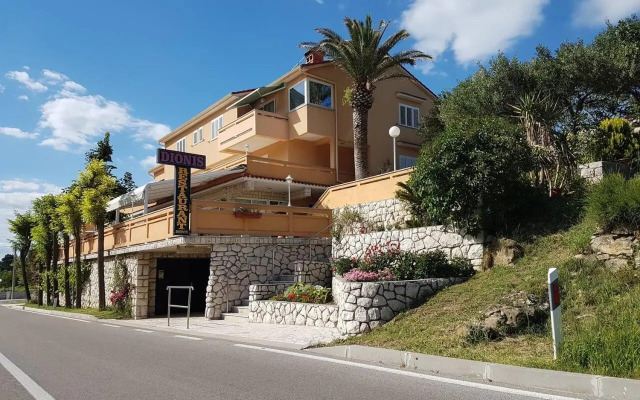 Apartments Dionis