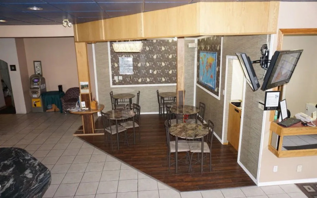 Magnuson Hotel Creston