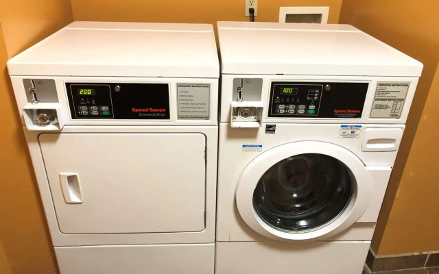 Best Western Plus Coldwater Hotel