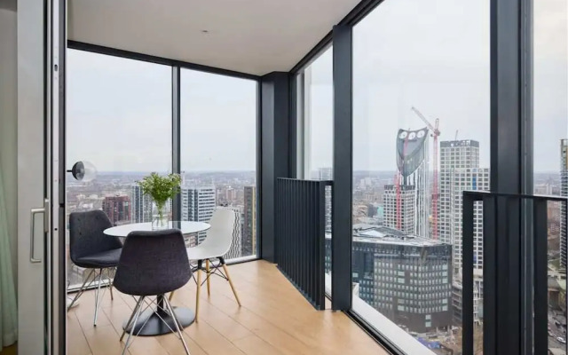 The Southwark Heights -modern 3-bedroom Flat With City Views