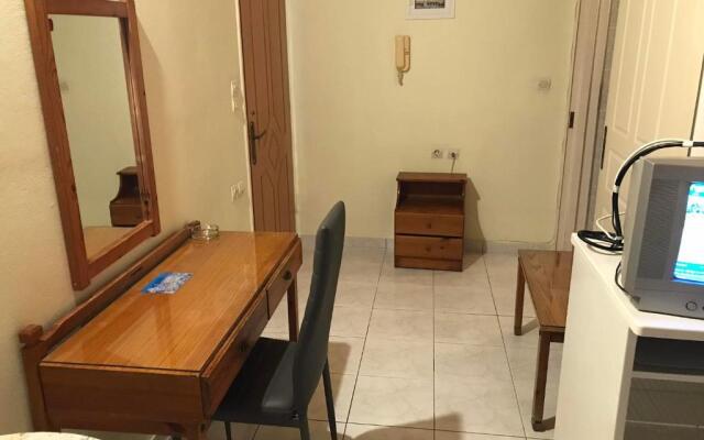Ion Apartments Messolonghi Single Bed Room Mountain View Loft